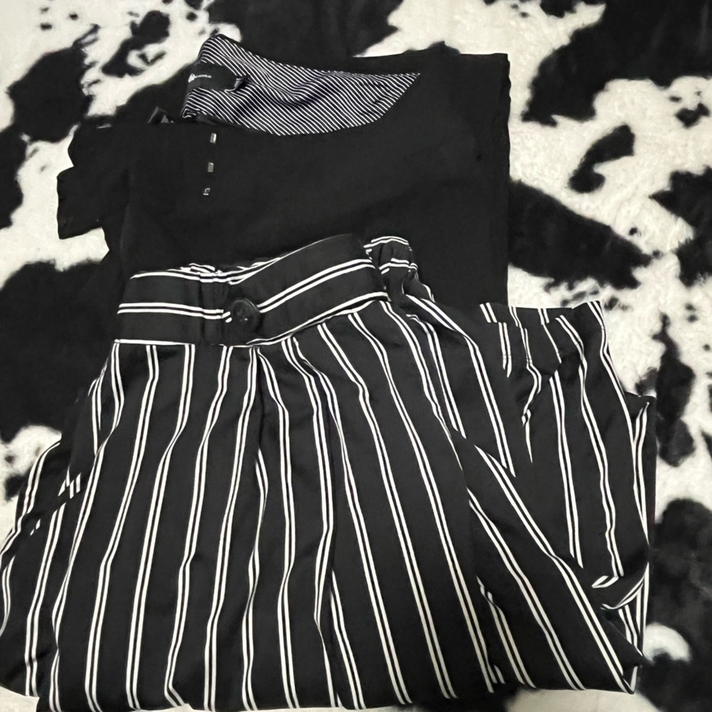 Great set of ladies pants. Like new. Read description.  Only 1 pair Torrid